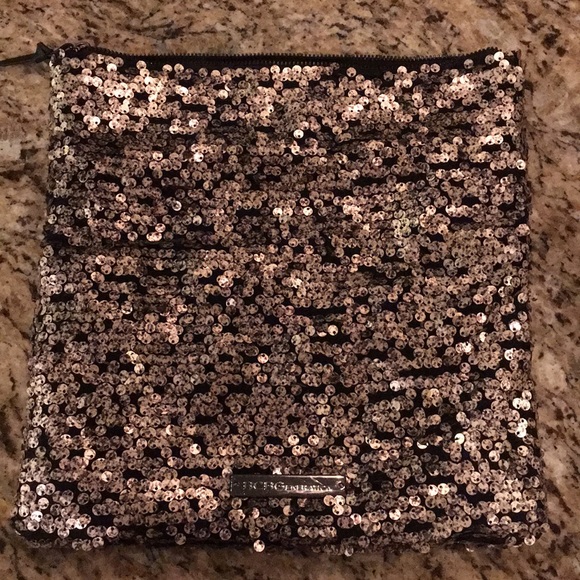 BCBGeneration matte gold and black sequin clutch - Picture 4 of 6